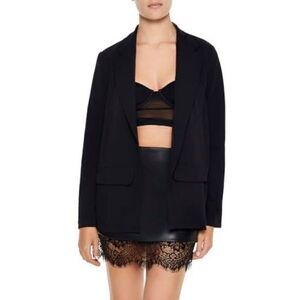 Chic Forever 21 Black Tailored Blazer – Medium